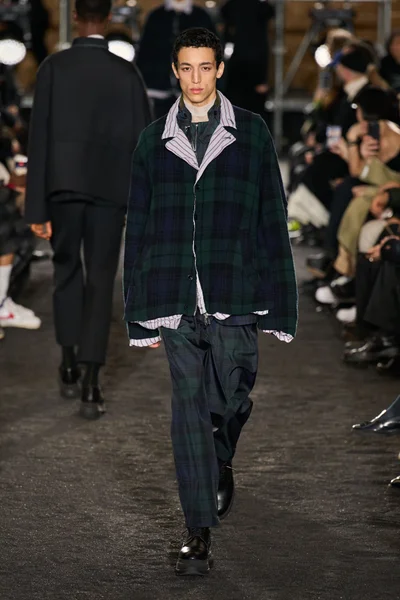 Look 12